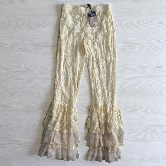 SACRED DEEDS Cream Bellbottom Lace Pants Size Medium NEW with tags - Picture 1 of 9